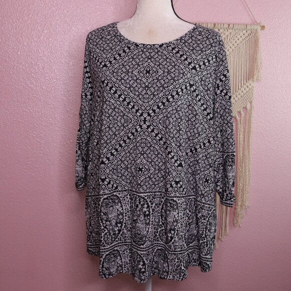 Lucky Brand | 3/4 Sleeve Tunic Top XL - Picture 2 of 8